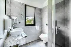 b0ce298c9d67cd84d6e972ebd8a03a01093568b6