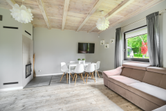 08998b100a4d9d66984edd1133a1964f23928ab4