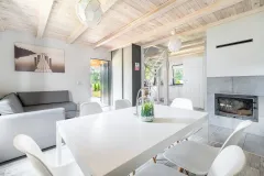 4bc8c5bf49fafbbc5df8d8ed4671e74abcadfd02